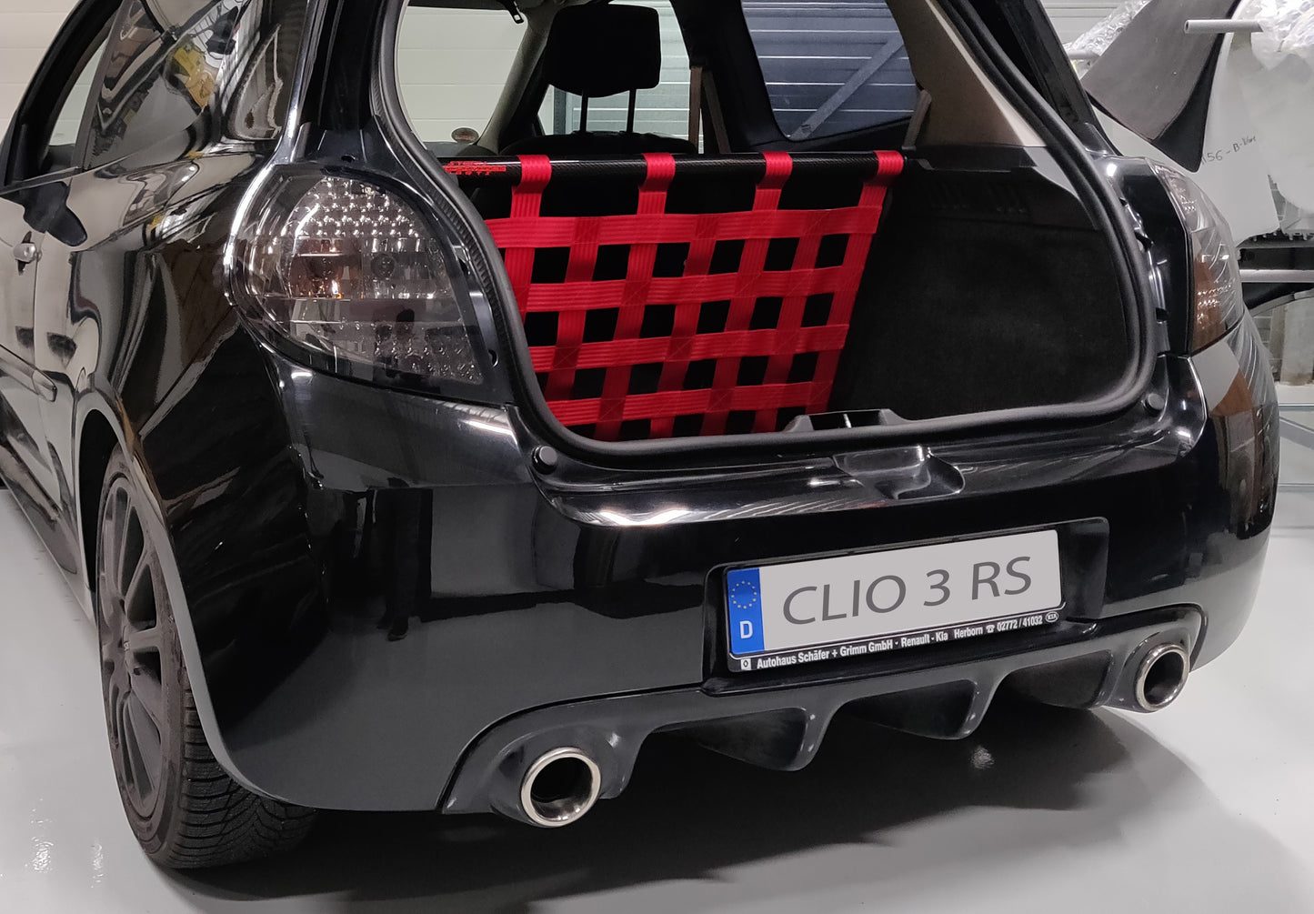 Clubsport Set - Strebe mit Netz für Renault Clio 3 RS