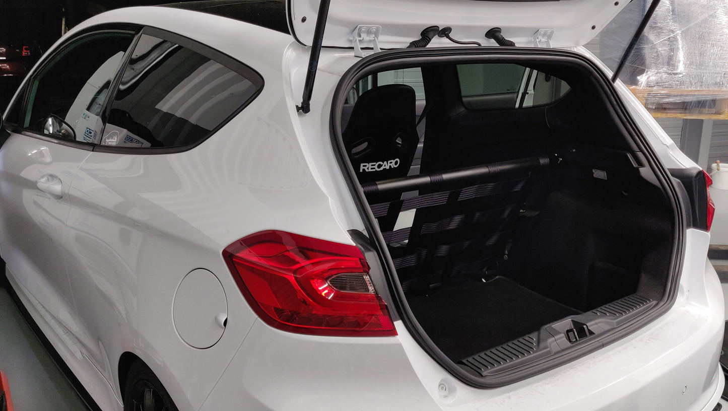 Clubsport Set - Strebe mit Netz für Ford Fiesta ST MK8