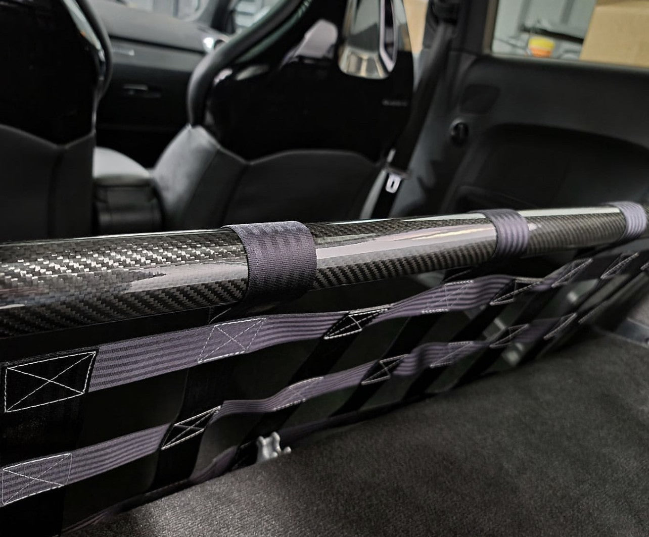 Clubsport Set - Strebe mit Netz für Audi A1/S1 8X