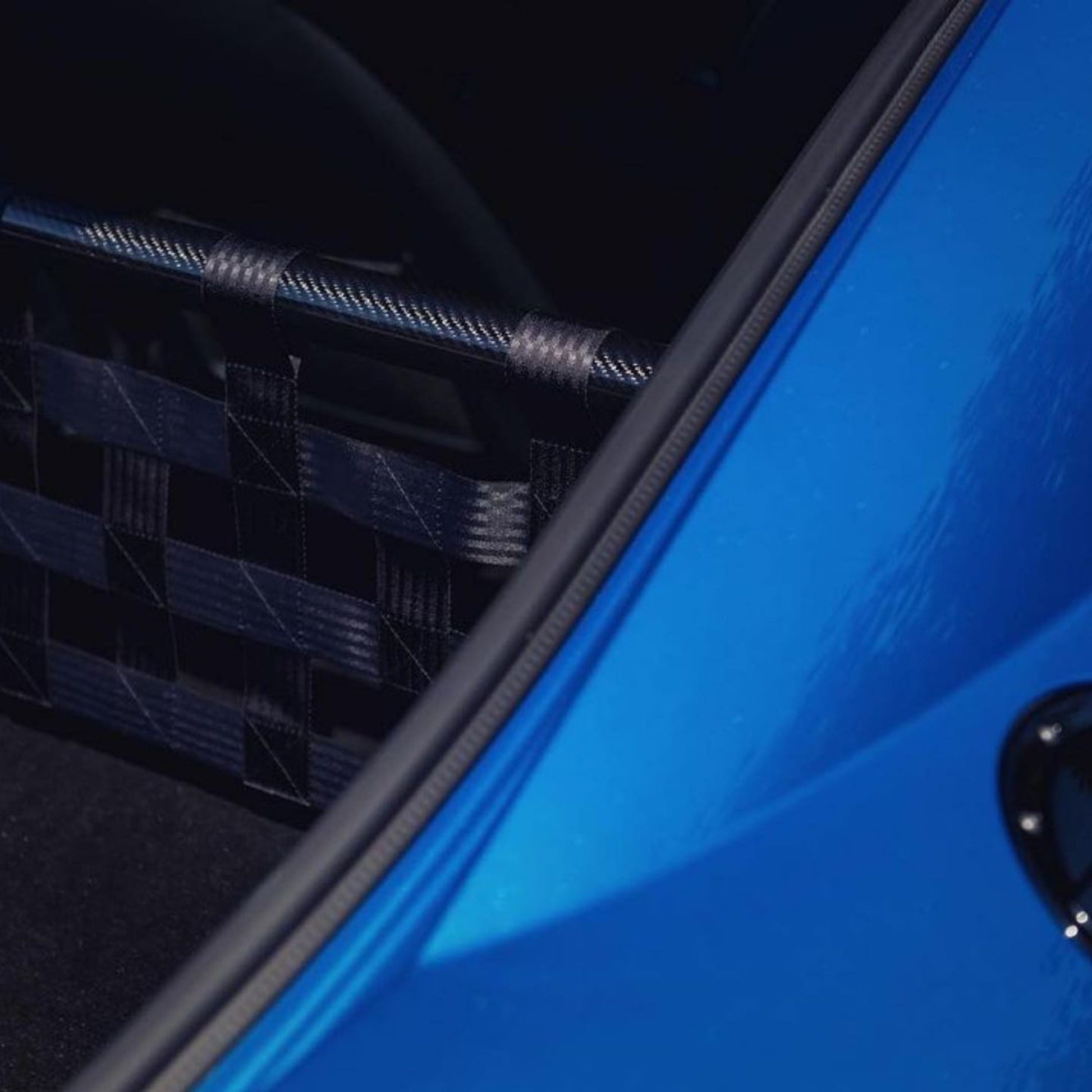 Clubsport Set - Strebe mit Netz für Audi TT / TTS / TTRS 8S