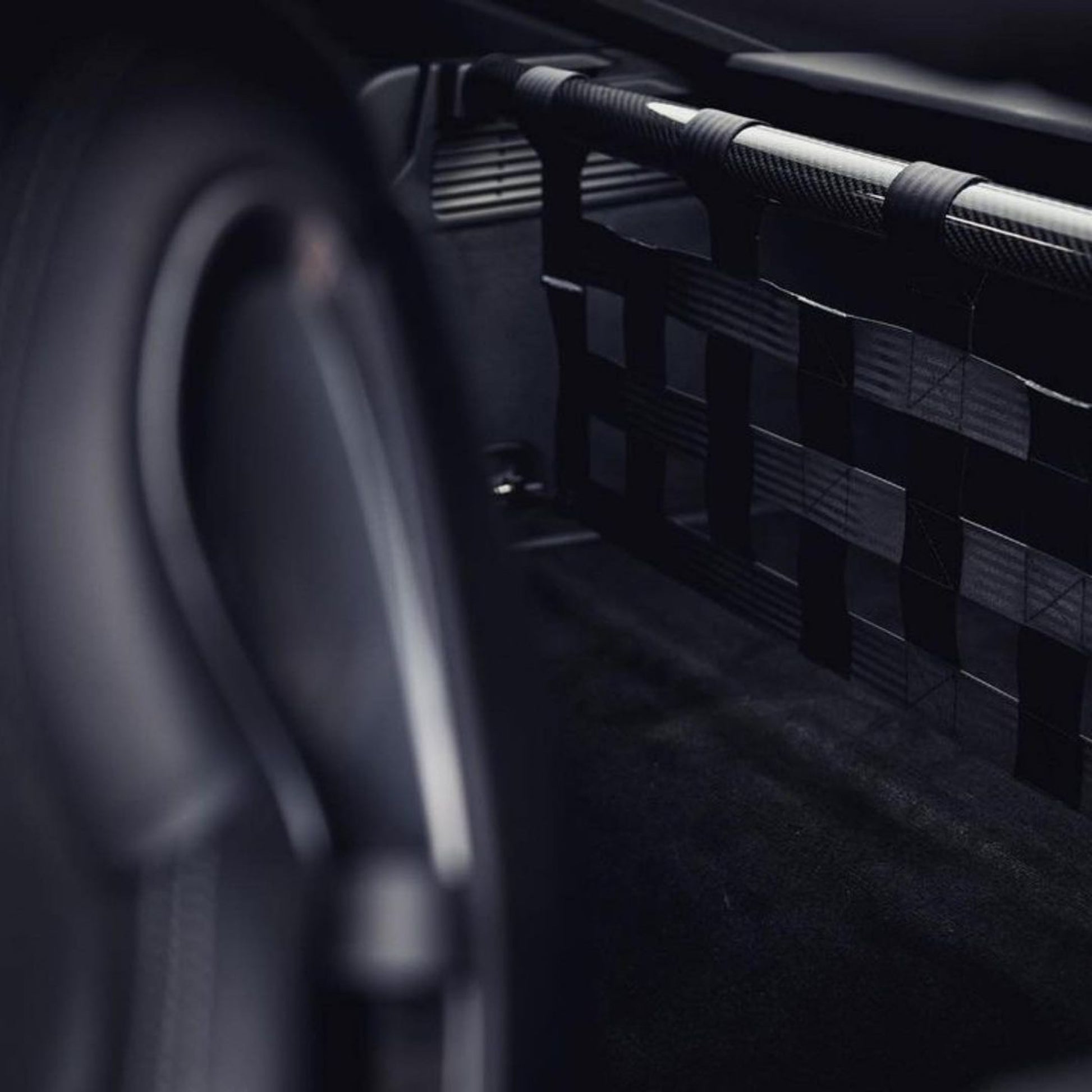 Clubsport Set - Strebe mit Netz für Audi TT / TTS / TTRS 8J