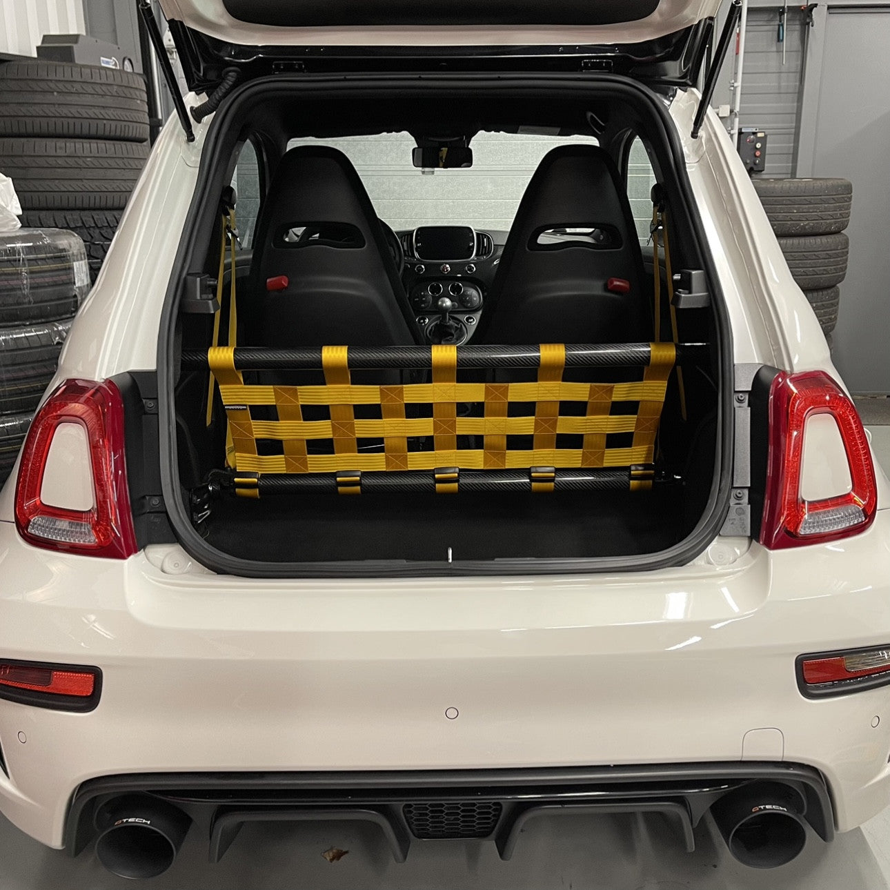 Clubsport Set V2 - Doppelstrebe mit Netz für Abarth 595